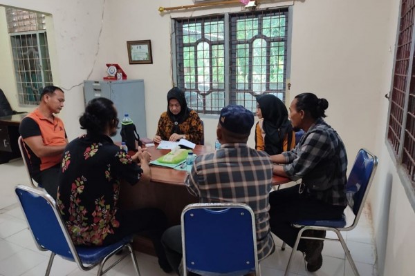Kadis DLH Tapteng Dukung Pendirian Bank Sampah Yamantab