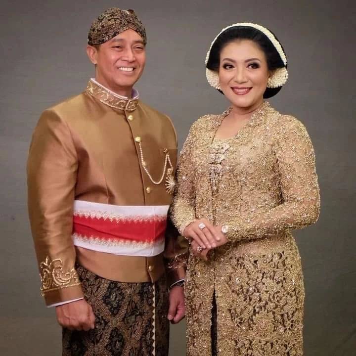 9 Kebaya Hetty Andika, Istri Panglima TNI Ke-21