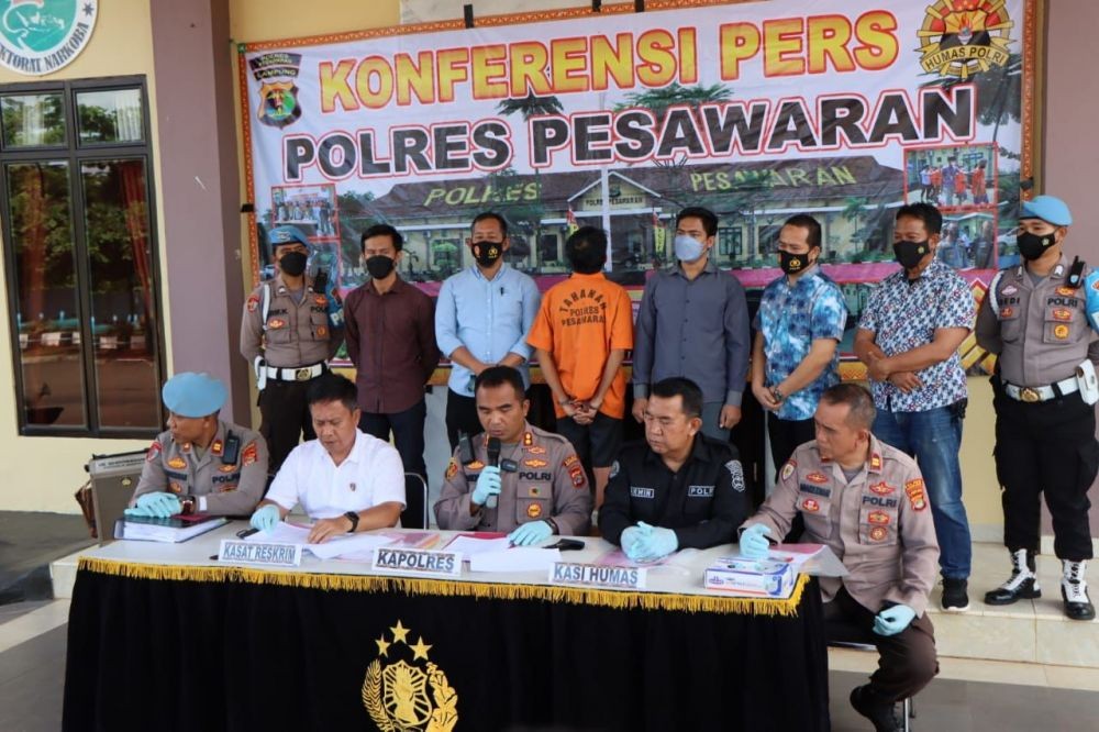 Sempat Buron, Kades Hanau Berak Pesawaran Korupsi Rp236 Juta Ditangkap