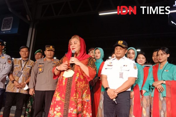 Mbak Ita jadi Wali Kota Semarang, Karangan Bunga Diganti Paket Sembako