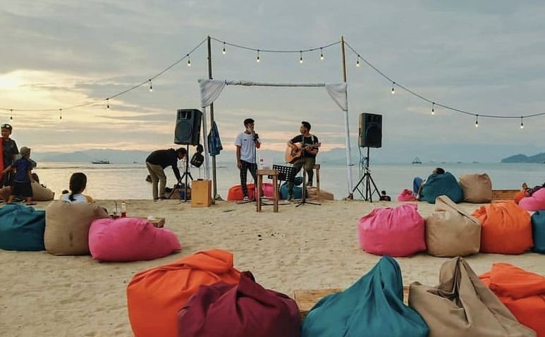 Pantai Sebalang Lampung: Tiket Masuk, Fasilitas hingga Rute