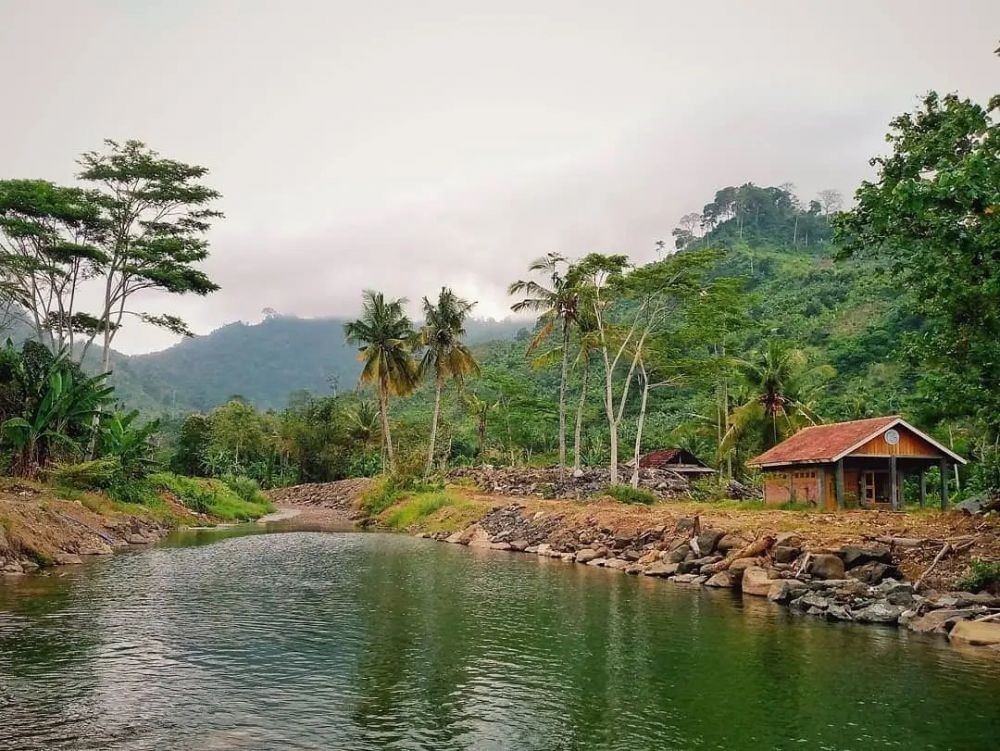 Informasi Pantai Klatak Tulungagung: Rute Hingga Tipsnya