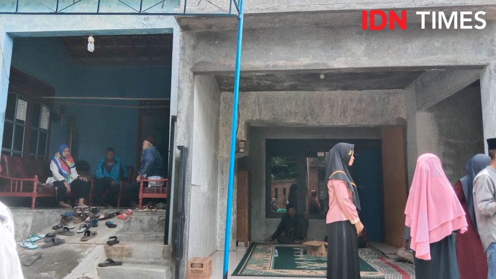 Keluarga Tukang Becak di Semarang Jadi Korban Laka Maut Bus Wisata Magetan, Anak Cucu Selamat