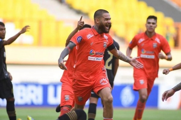 Aksi Tak Terpuji Diego Michiels Tampar Michael Krmencik