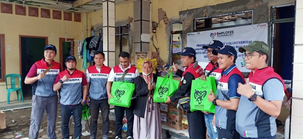 Pekerja Pertamina Kumpulkan Donasi Rp156 Juta untuk Gempa Cianjur