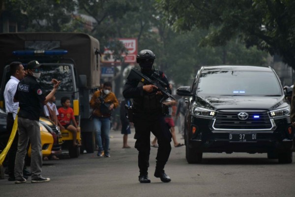 Polri Beri Penghargaan ke Korban Tewas Bom Bunuh Diri, Aipda Sofyan