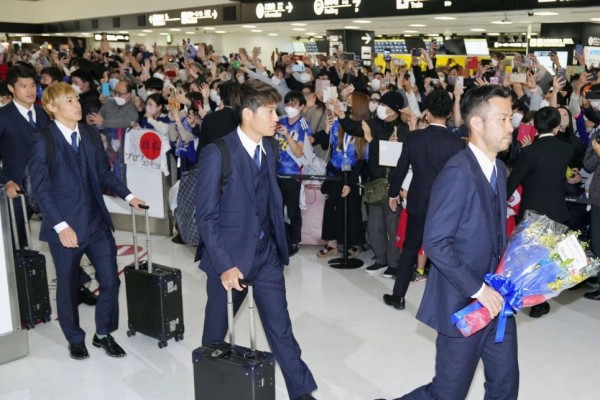 Jepang Pulang dari Piala Dunia, Disambut Bak Pahlawan