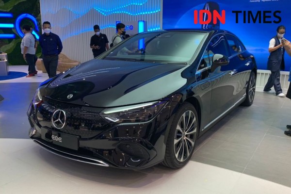 Mobil Listrik Mercedes EQ Mulai Dikirim ke Konsumen Januari 2023