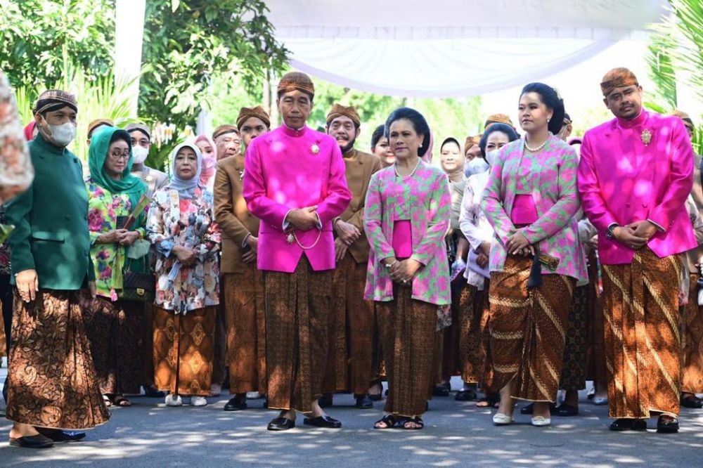 Jokowi Minta Doa Restu Agar Pernikahan Kaesang - Erina Lancar