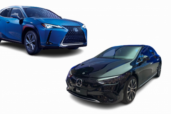 Mercedes-Benz EQE vs Lexus UX 300e, Mana Lebih Mewah?