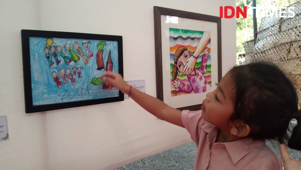 Potret Sedih Lukisan Karya Anak di Bali Tentang Kekerasan