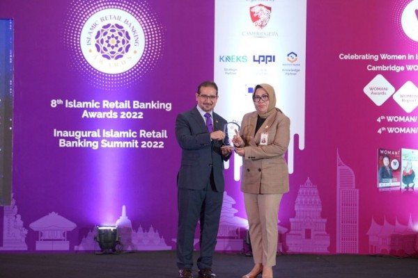 Bank bjb Syariah Sabet Penghargaan Best Islamic Retail Banking Brand 2022