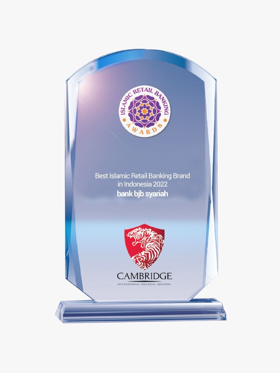 Bank bjb Syariah Sabet Penghargaan Best Islamic Retail Banking Brand 2022