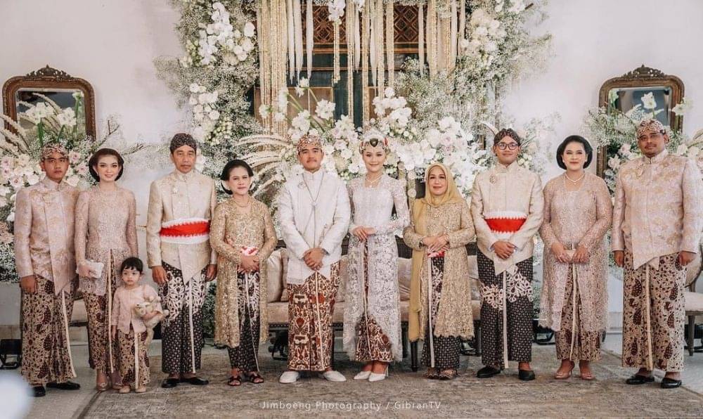 6 Dress Dan Kebaya Selvi Ananda Di Pernikahan Kaesang