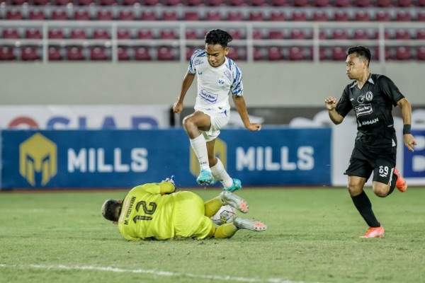 Hujan Kartu Kuning di Pertandingan PSS Vs PSIS