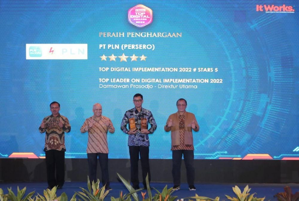 Layanan PLN Meraih Penghargaan Top Digital 2022