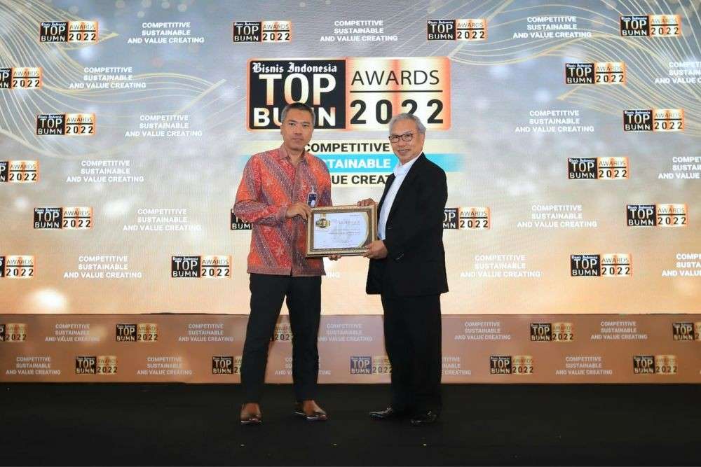 BRI Raih Penghargaan Top BUMN Awards 2022 Kategori Korporasi