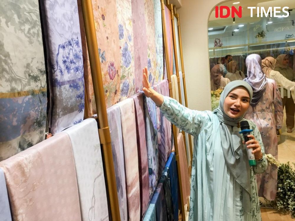 Tren Modest Fesyen Kian Berkembang, RiaMiranda Buka Toko Baru di Medan