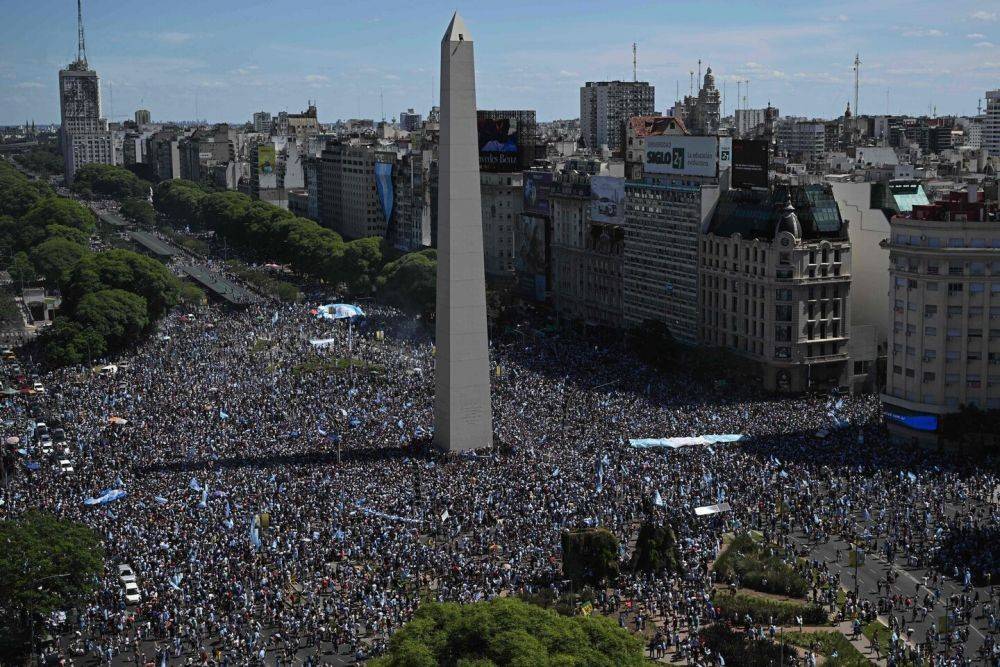 Argentina Juara Piala Dunia, Buenos Aires Dipenuhi Manusia