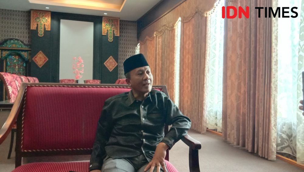 Bupati Lombok Barat Fauzan Khalid Mengundurkan Diri dari Jabatannya