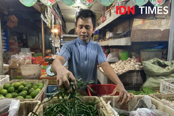 Jelang Nataru Harga Sayur Naik di Pusat Pasar Medan, Cek Harganya