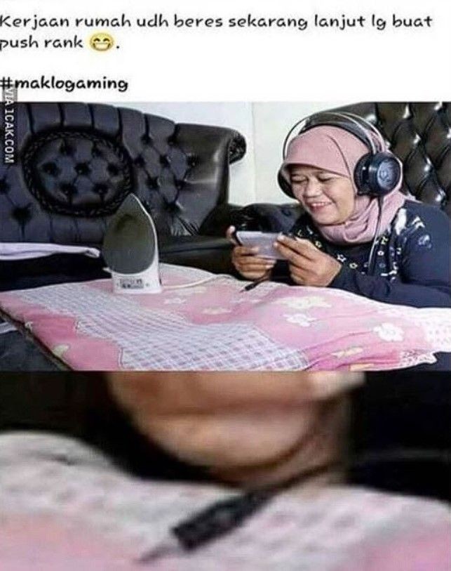 15 Momen Kamu Mempercayai Ibumu Pada Status Media Sosialmu Apapun Yang Membuatmu Tertawa