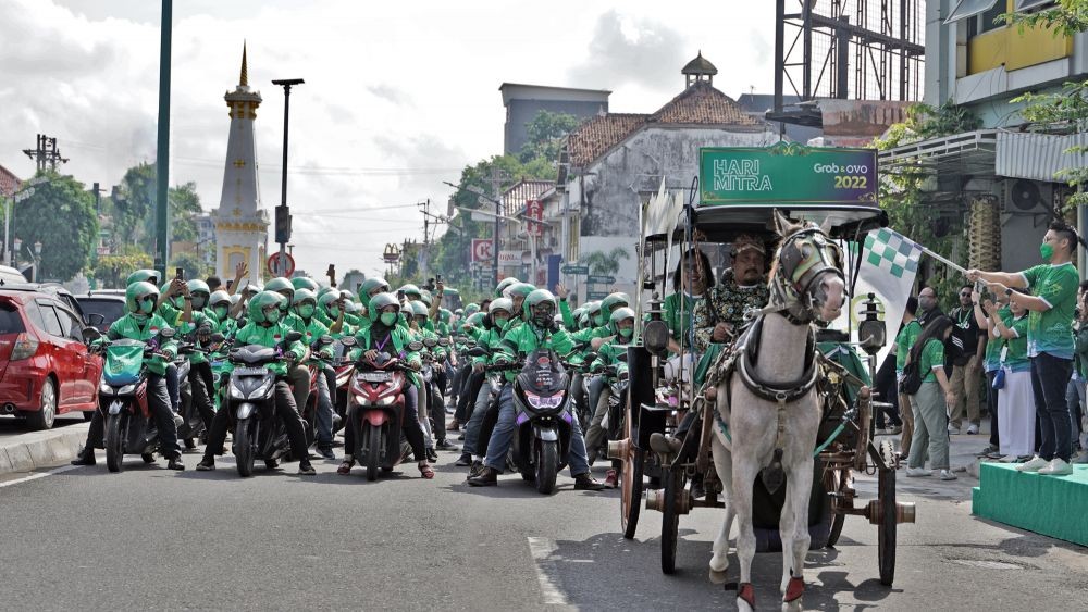 Rayakan Iduladha, Grab Bagi-bagi Daging Kurban