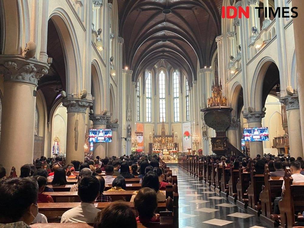 Potret Suasana Misa Natal Di Gereja Katedral Jakarta