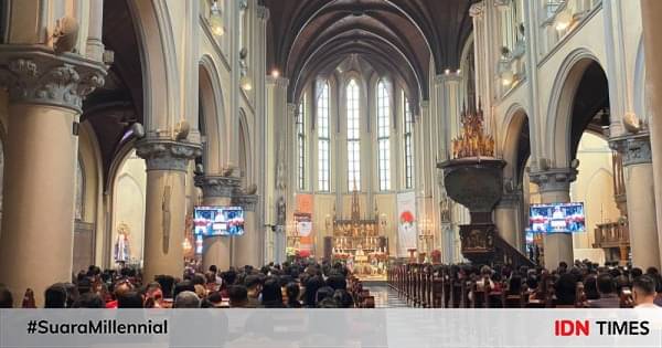 Uskup Agung Jakarta Pimpin Misa Di Gereja Katedral