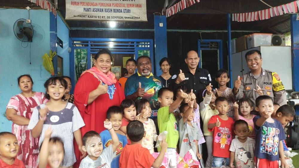 Purnawirawan Polda Kaltim yang Mengasuh Puluhan Anak di Samarinda