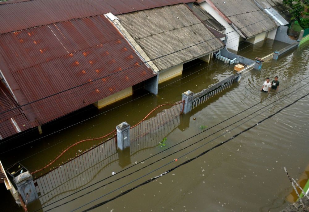 [FOTO] Ribuan Orang Terdampak Banjir di Makassar