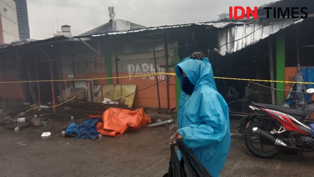 Cerita Pedagang Sentral Makassar, Barang Ludes Terbakar