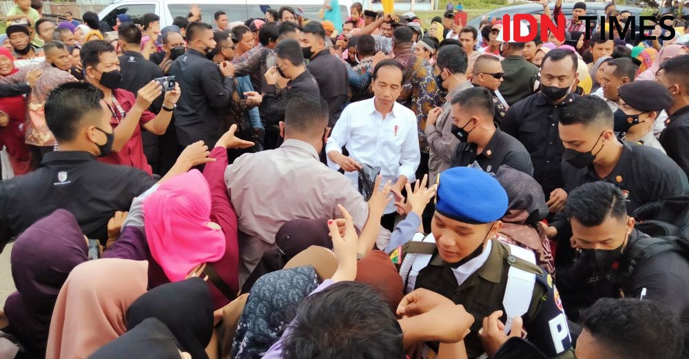 Presiden Jokowi Resmikan 185 Unit Rumah Relokasi Banjir di Bima