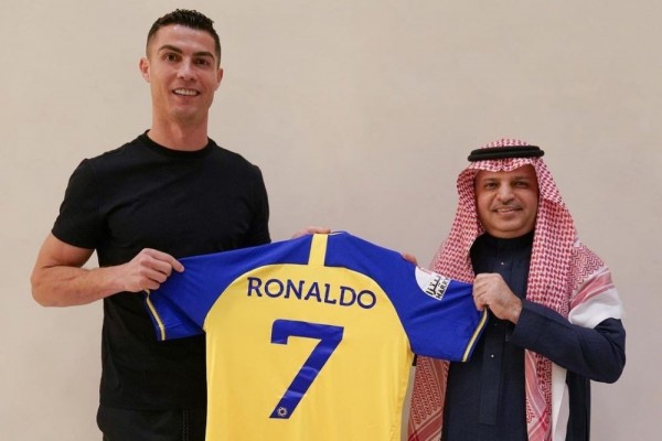 Punya Harta Triliunan, Ini 3 Sumber Kekayaan Cristiano Ronaldo