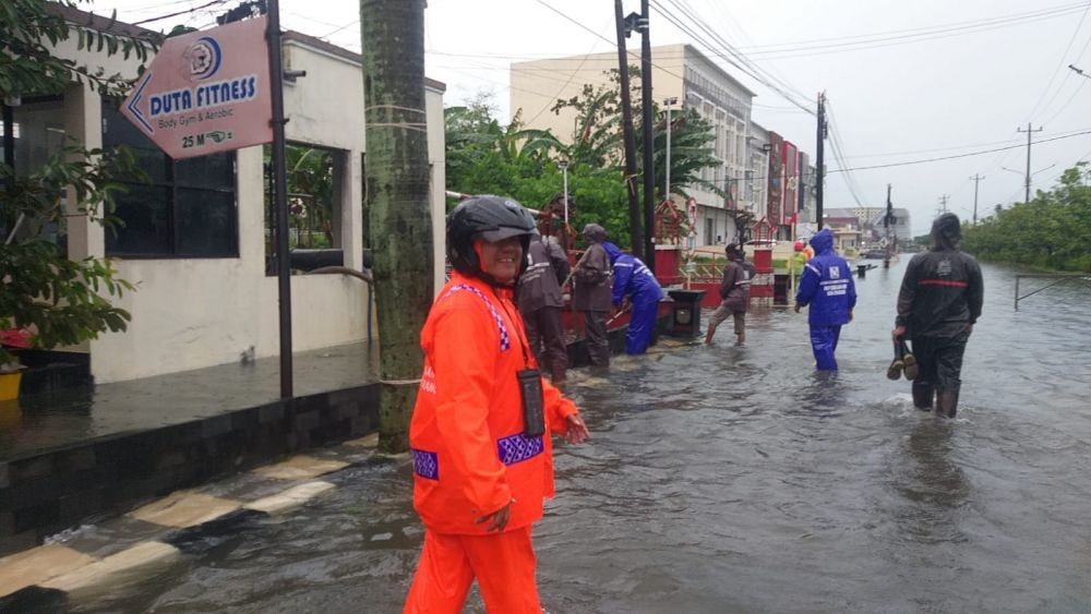 Banjir yang Terjadi di 33 Ruas Jalan Samarinda 