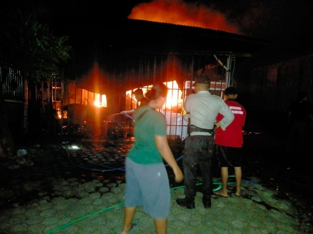 Toko di Banyuwangi Terbakar, Kerugian Mencapai Rp750 Juta 