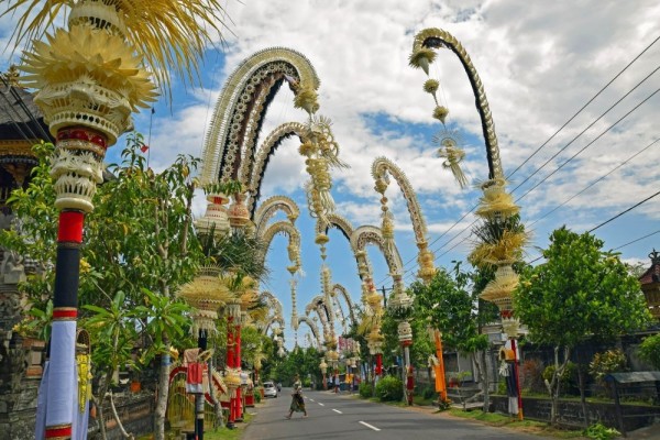 Hari Raya Galungan Sejarah Dan Maknanya Bagi Umat Hindu