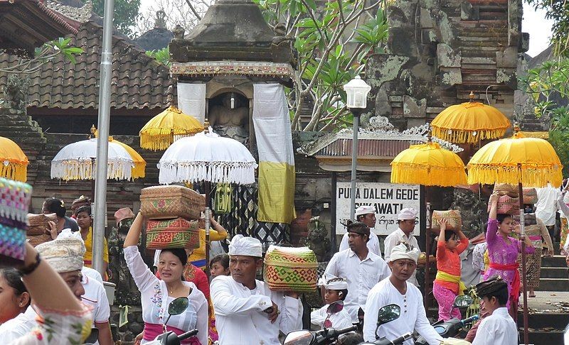 Hari Raya Galungan Sejarah Dan Maknanya Bagi Umat Hindu 3413