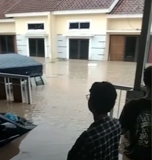 Pusdiklat Semarang Jadi Lokasi Pengungsian Korban Banjir Dinar Indah 