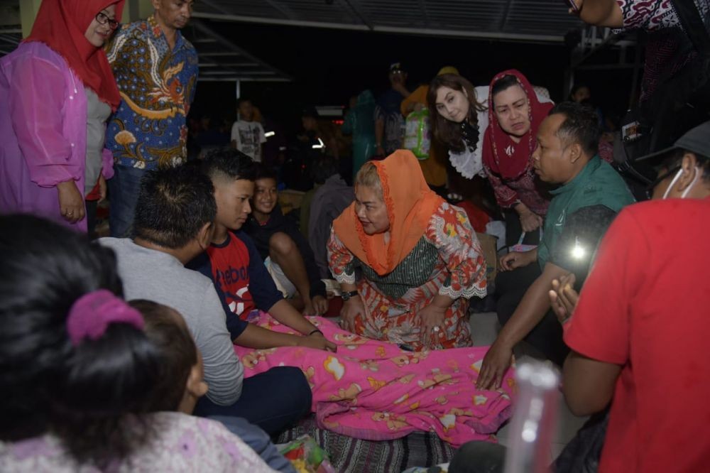 Ratusan Rumah Warga Cianjur Diterjang Banjir Bandang