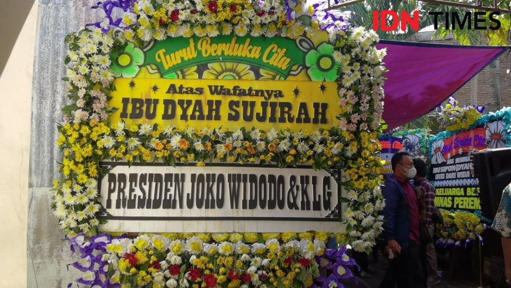 Sipon, Istri Wiji Thukul Meninggal Dunia, Jokowi Kirim Karangan Bunga