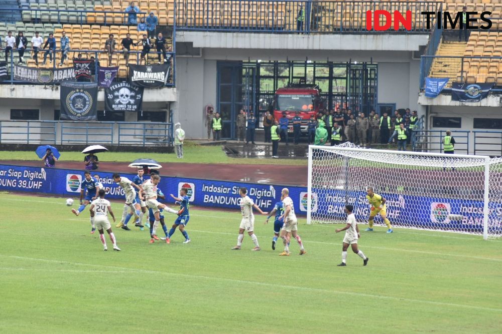 Persib Bandung Datangkan Kiper Asal Persipura, Mario Fabio Londok