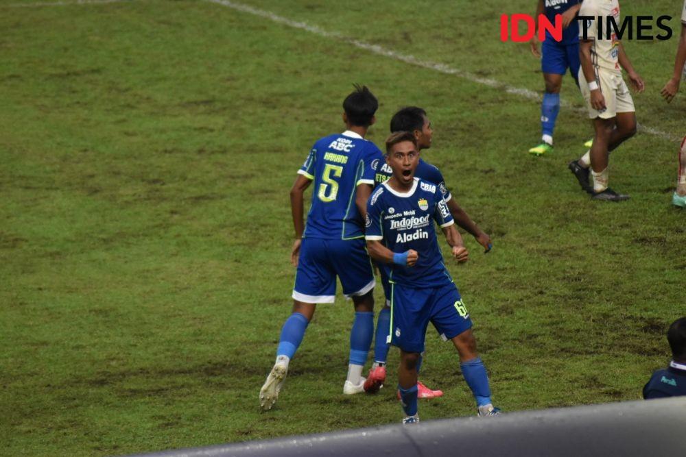 Teja Paku Alam Perpanjang Kontrak dengan Persib hingga 2027 