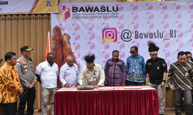 Bawaslu Resmikan 3 Kantor DOB Papua, Tekankan Koordinasi dengan Pemda