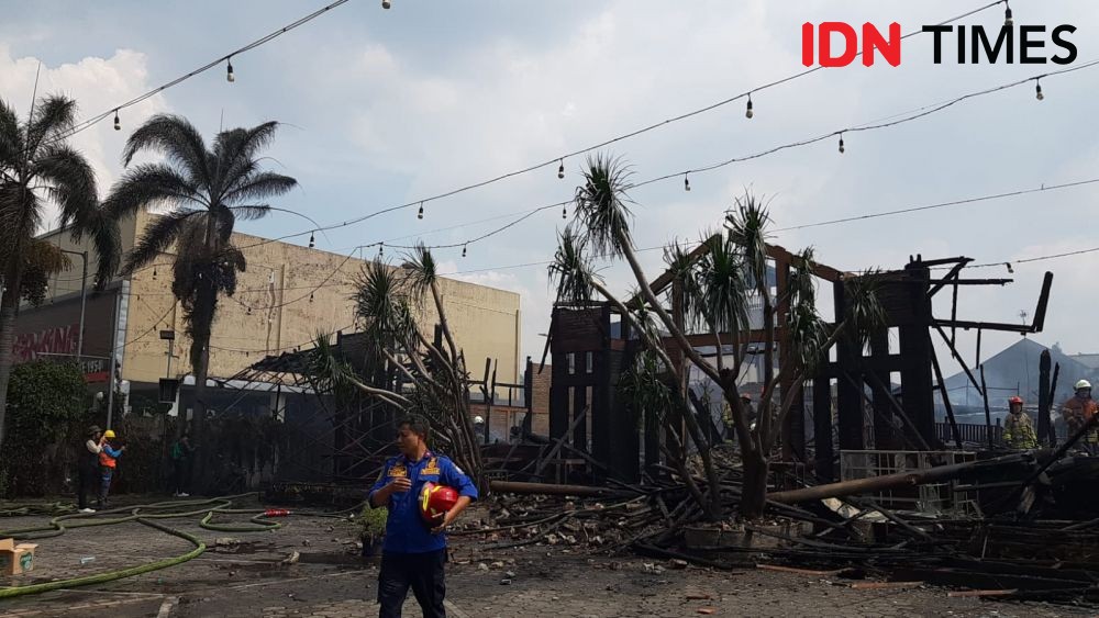 RM Ampera Bandung Hangus Terbakar, Polisi Turun Tangan Cari Sumber Api