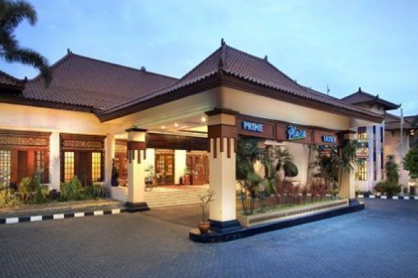 Prime Plaza Hotel Yogyakarta yang Bergaya Jawa Modern