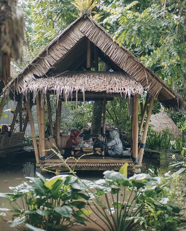 5 Restoran di Bogor dengan View Alam, Adem Euy!