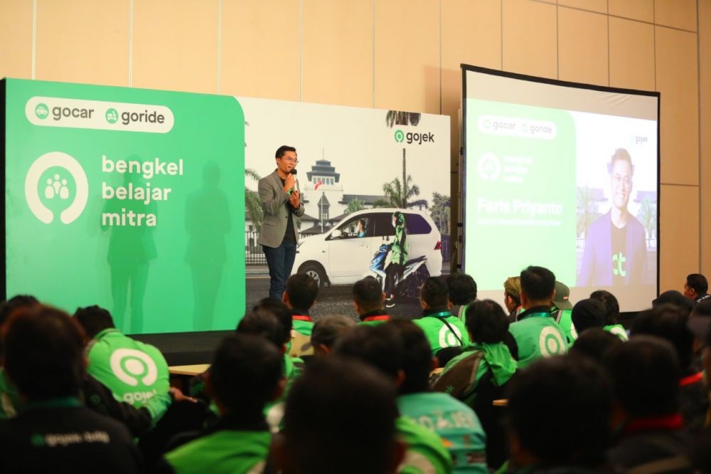 Tingkatkan Kualitas, Gojek Latih Mitranya di Bandung