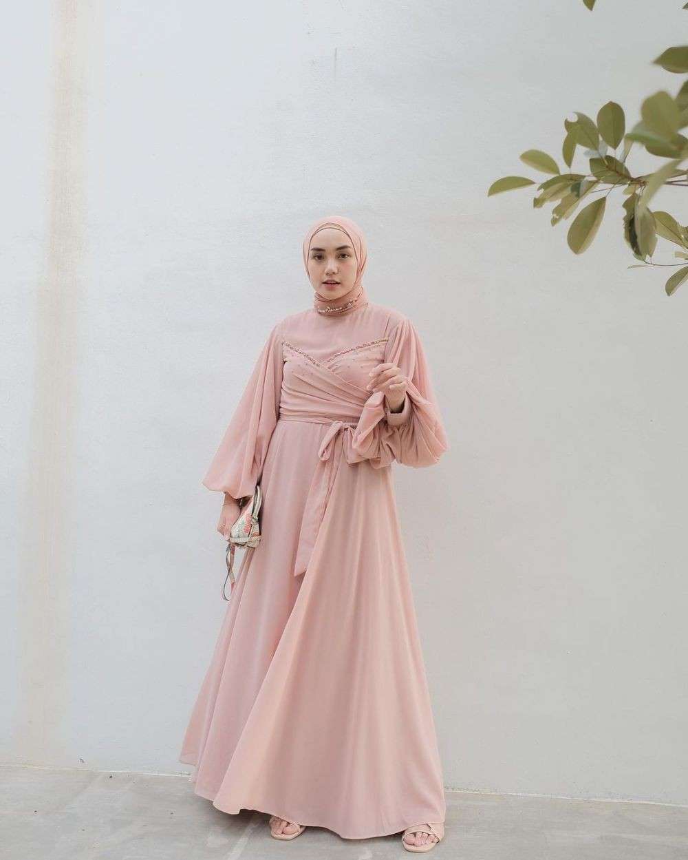 9 Dress Hijab Simple Kekinian Untuk Kondangan, Anti Ribet