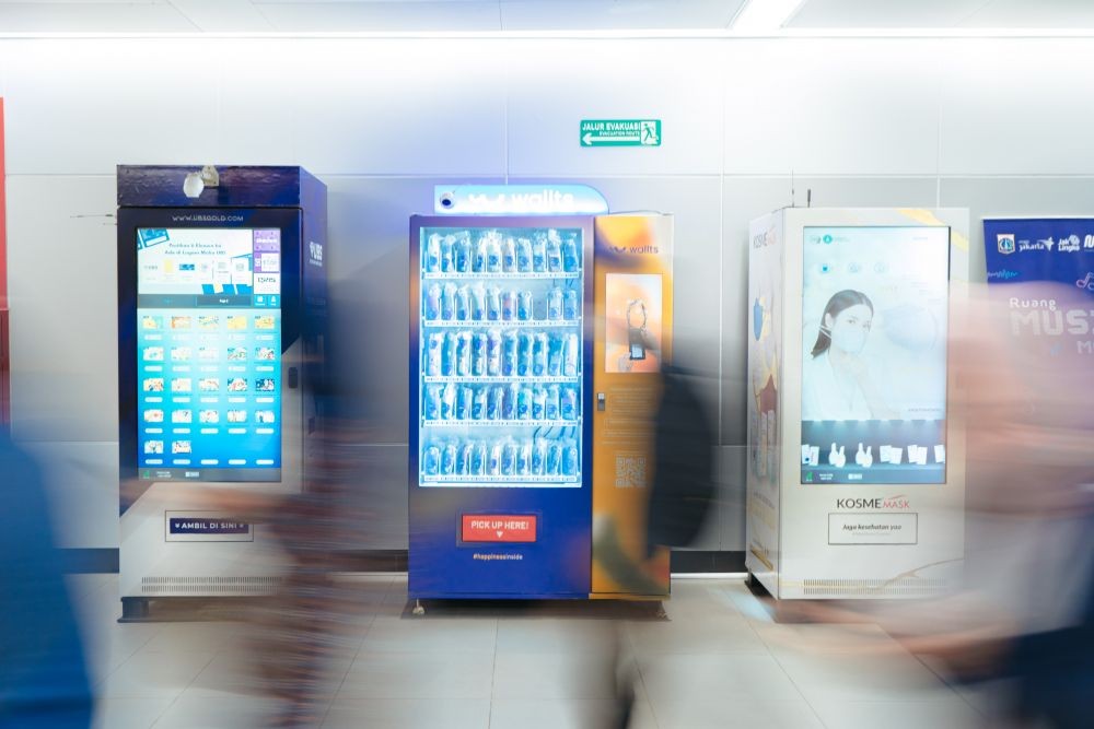 Pertama di Indonesia! Wallts Tawarkan Dompet Lewat Vending Machine